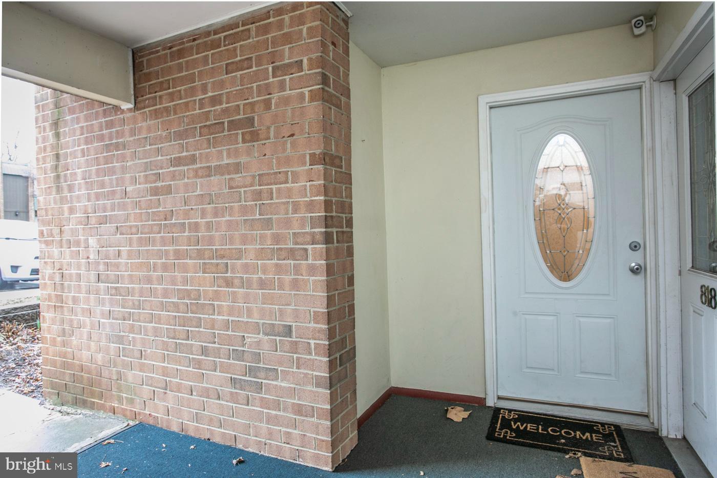 817 Meadowview Ln #817