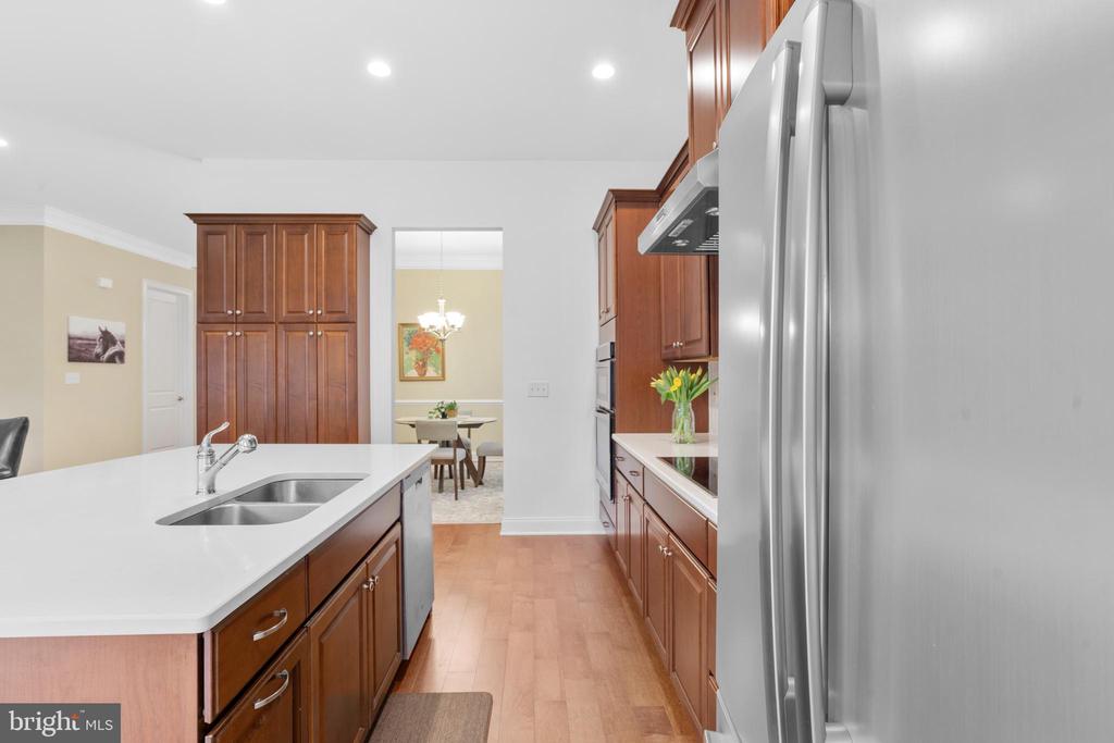4830 Spencer