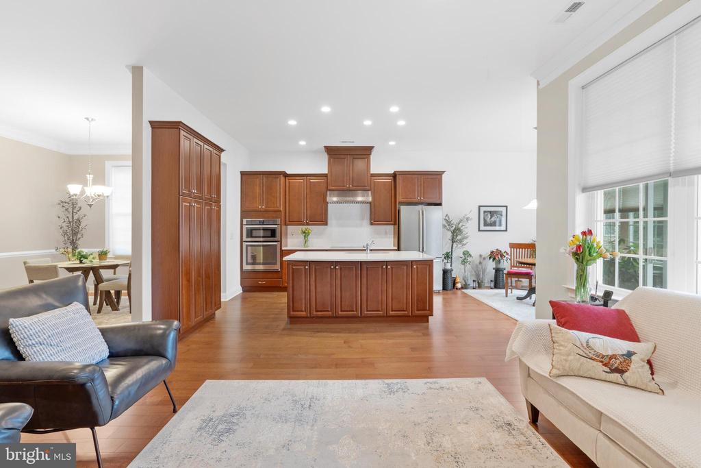 4830 Spencer
