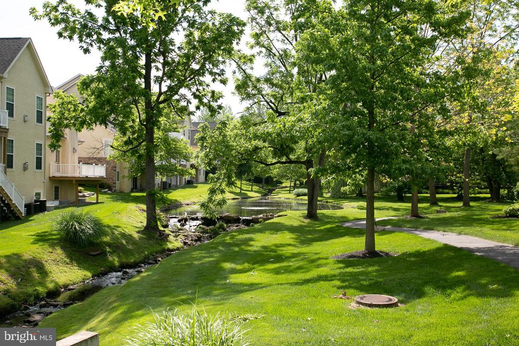 2405 ROMANO COURT