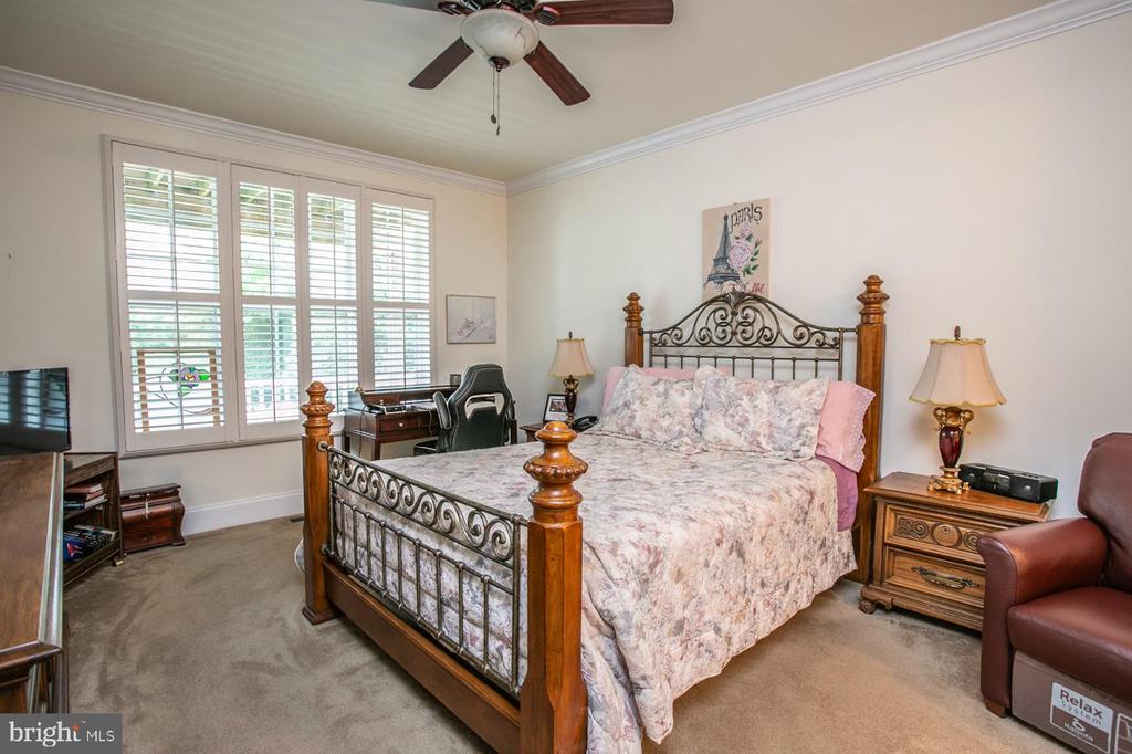 2405 ROMANO COURT