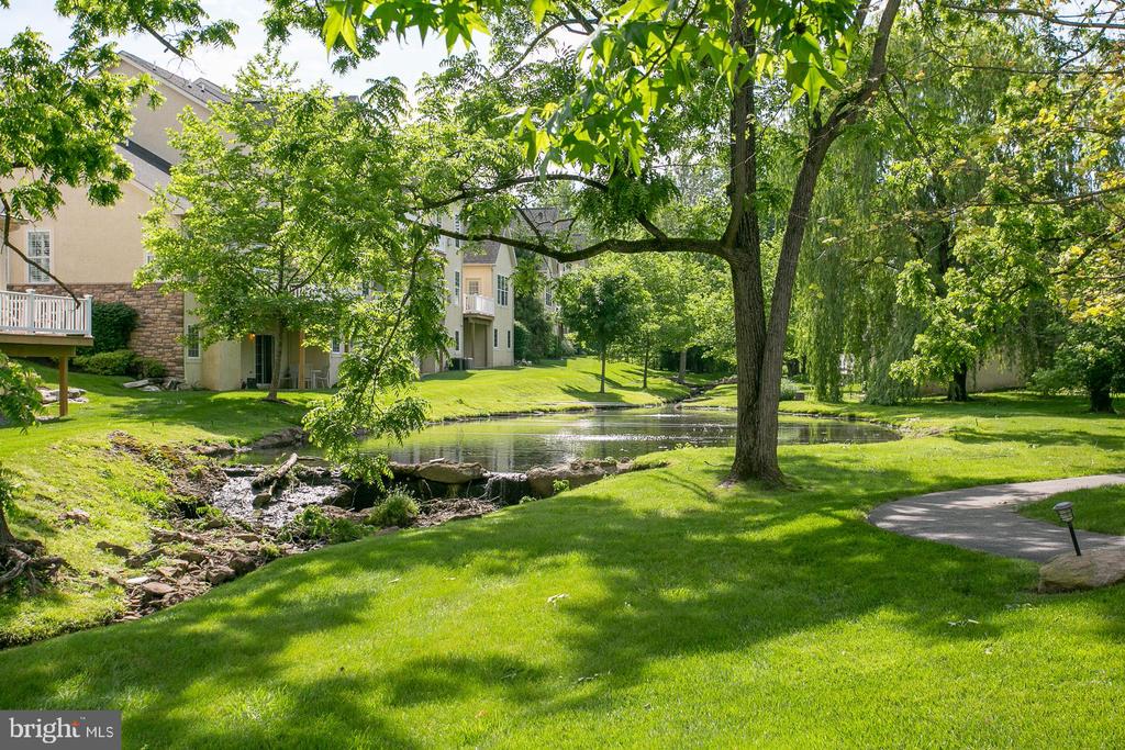 2405 ROMANO COURT
