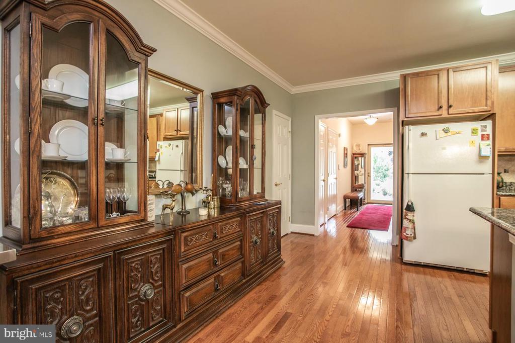 2405 ROMANO COURT