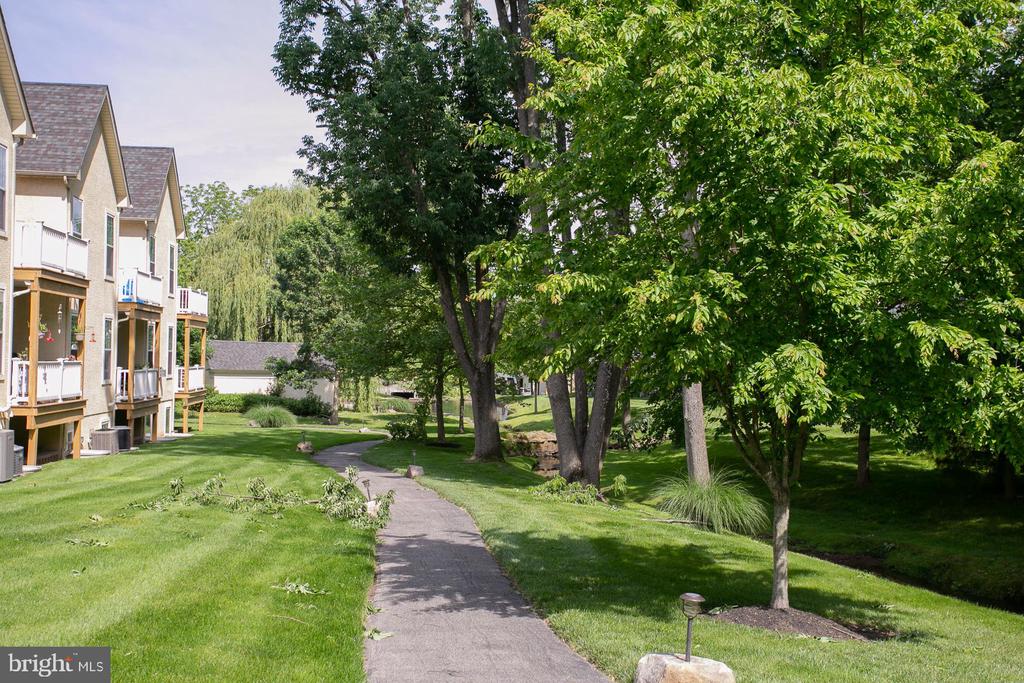 2405 ROMANO COURT