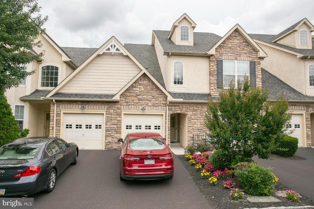 2405 ROMANO COURT