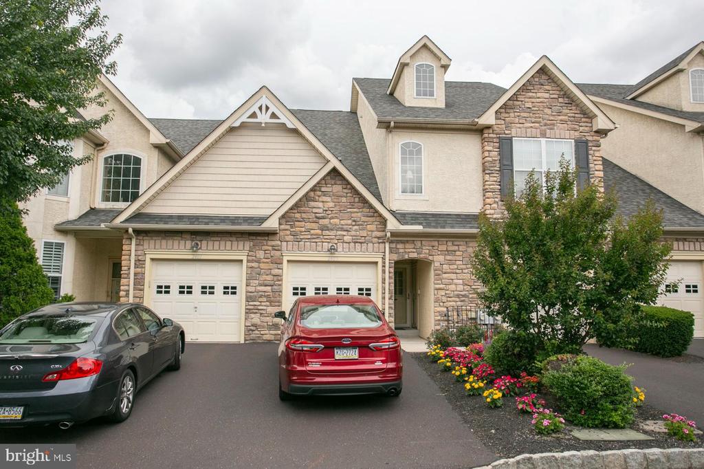 2405 ROMANO COURT
