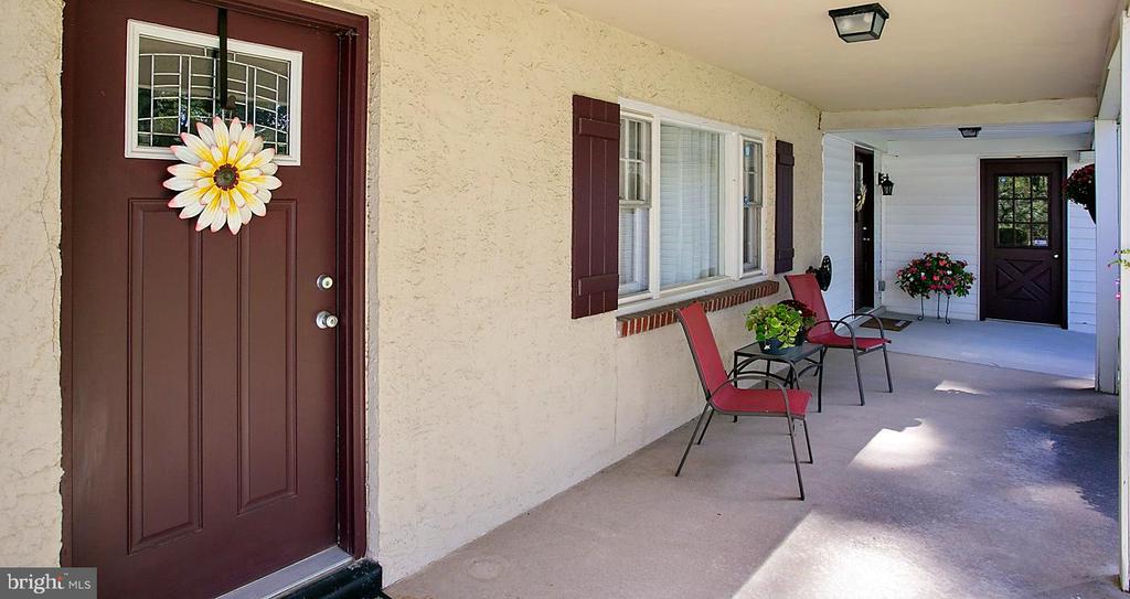 336 HILLSIDE ROAD