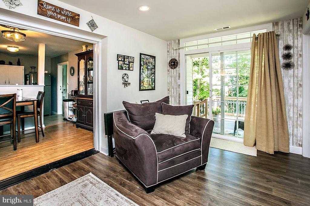 336 HILLSIDE ROAD