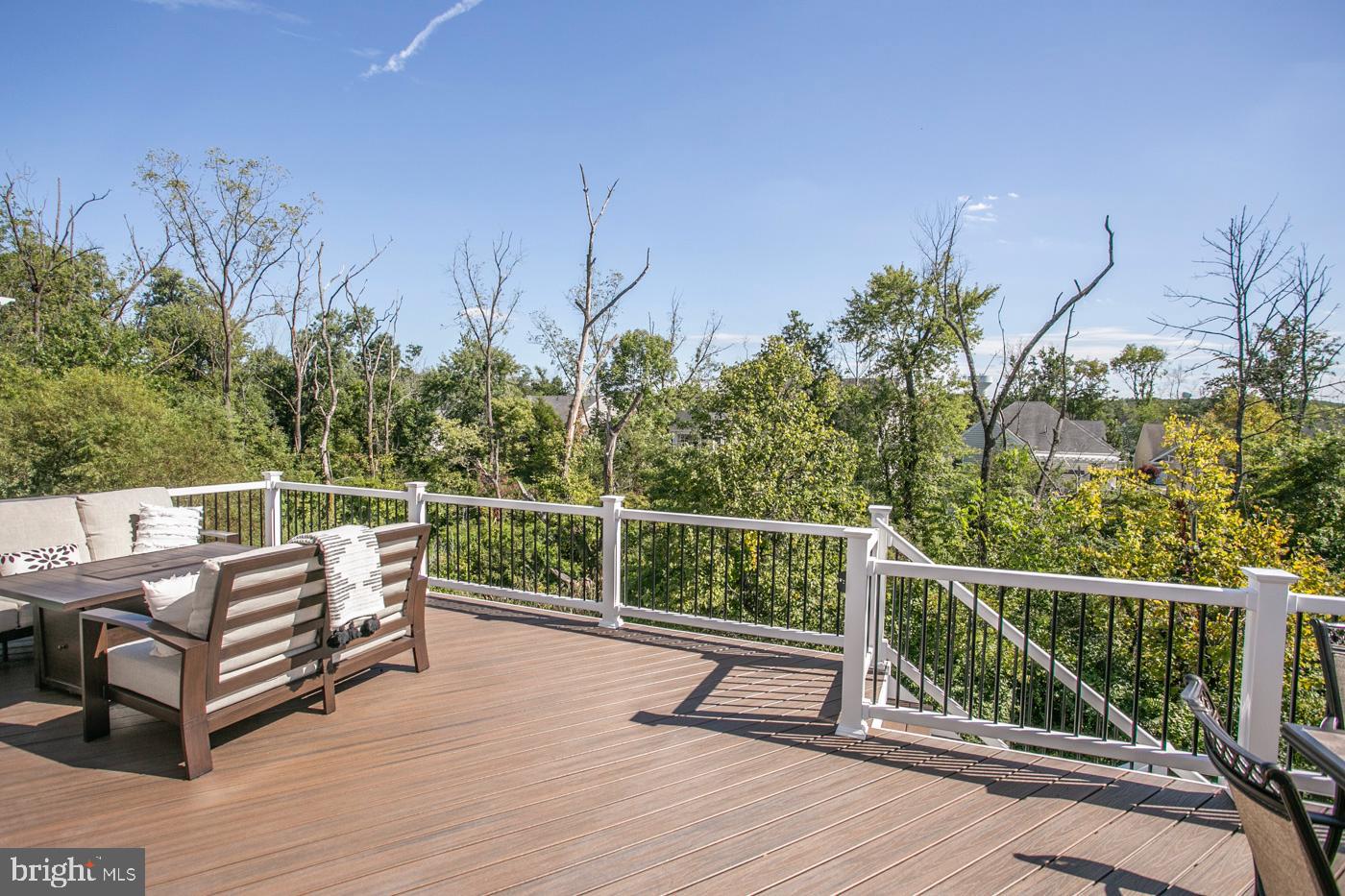 2238 TANNER DRIVE