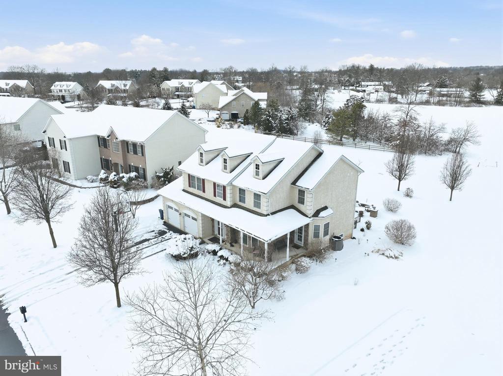 3963 GOSHEN DRIVE