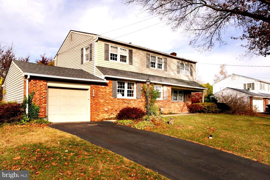 643 BARBARA DRIVE