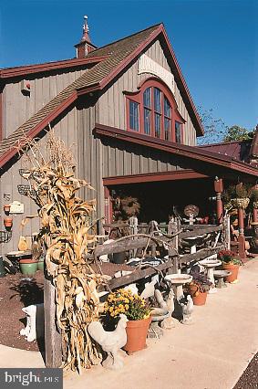 4855 SPENCER DRIVE