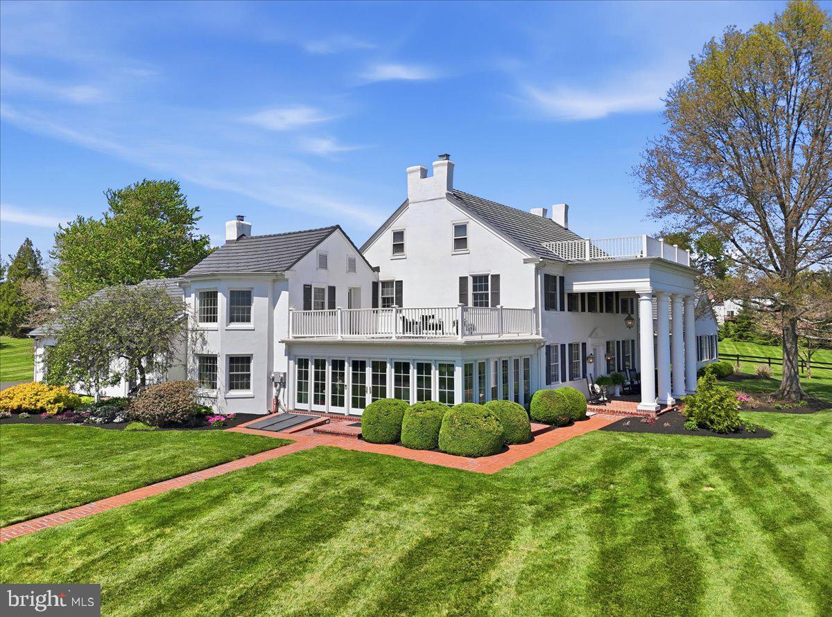 175 WAVERLY LANE