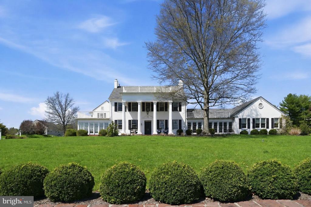 175 WAVERLY LANE