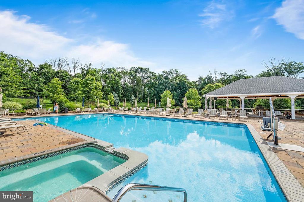 4826 SPENCER DRIVE