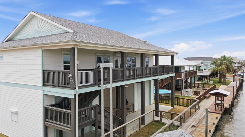142-143 Channelview Rd