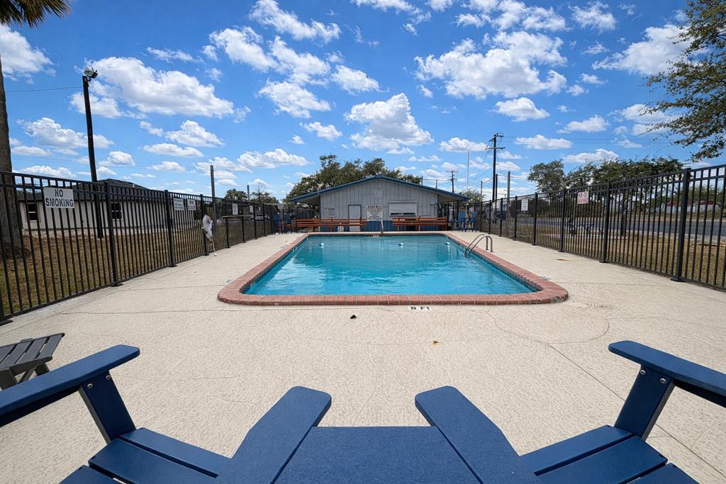 142-143 Channelview Rd
