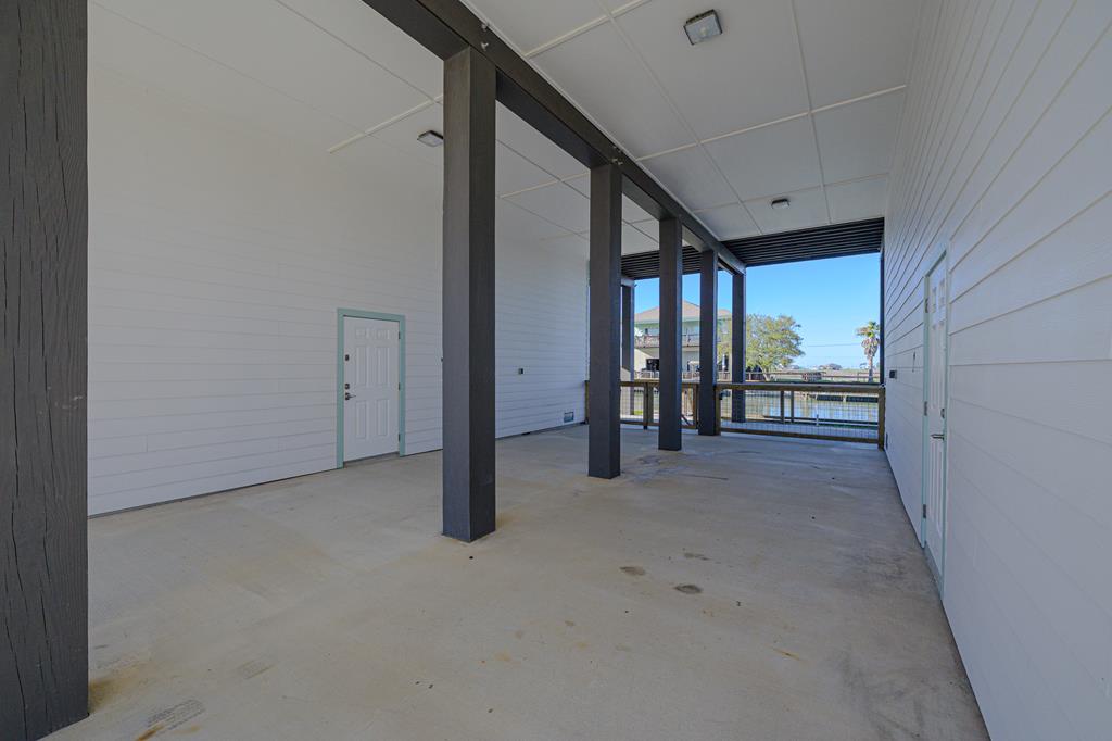 142-143 Channelview Rd