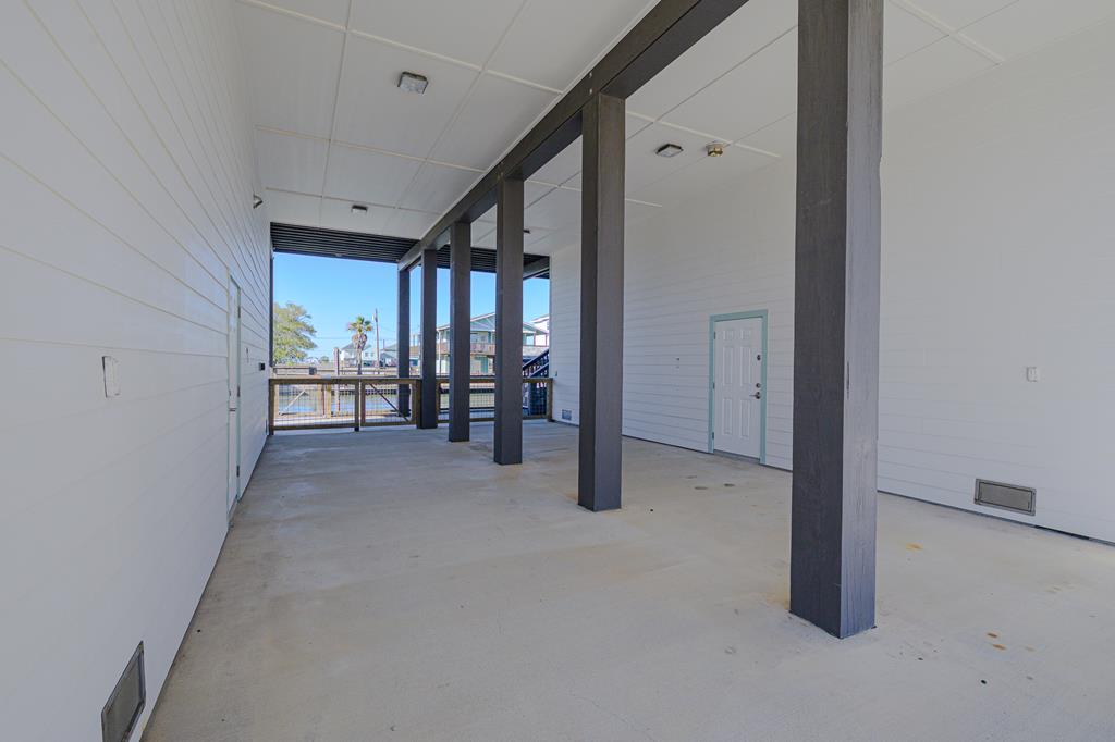 142-143 Channelview Rd