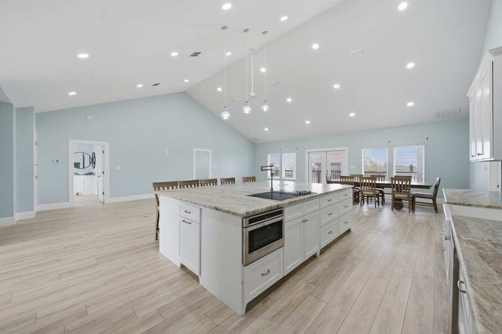 142-143 Channelview Rd