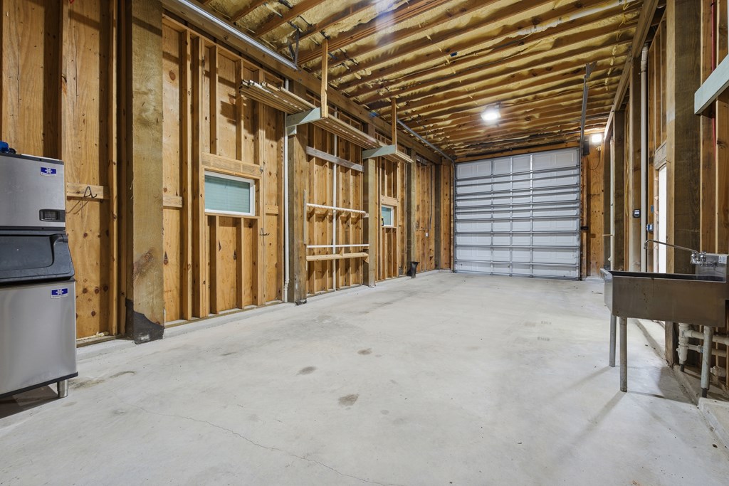142-143 Channelview Rd