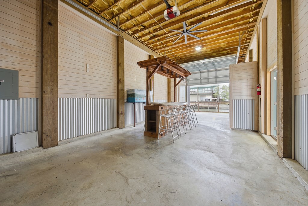 142-143 Channelview Rd