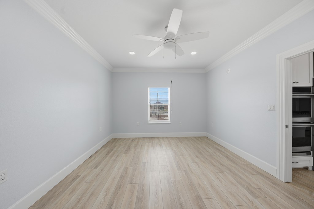 142-143 Channelview Rd