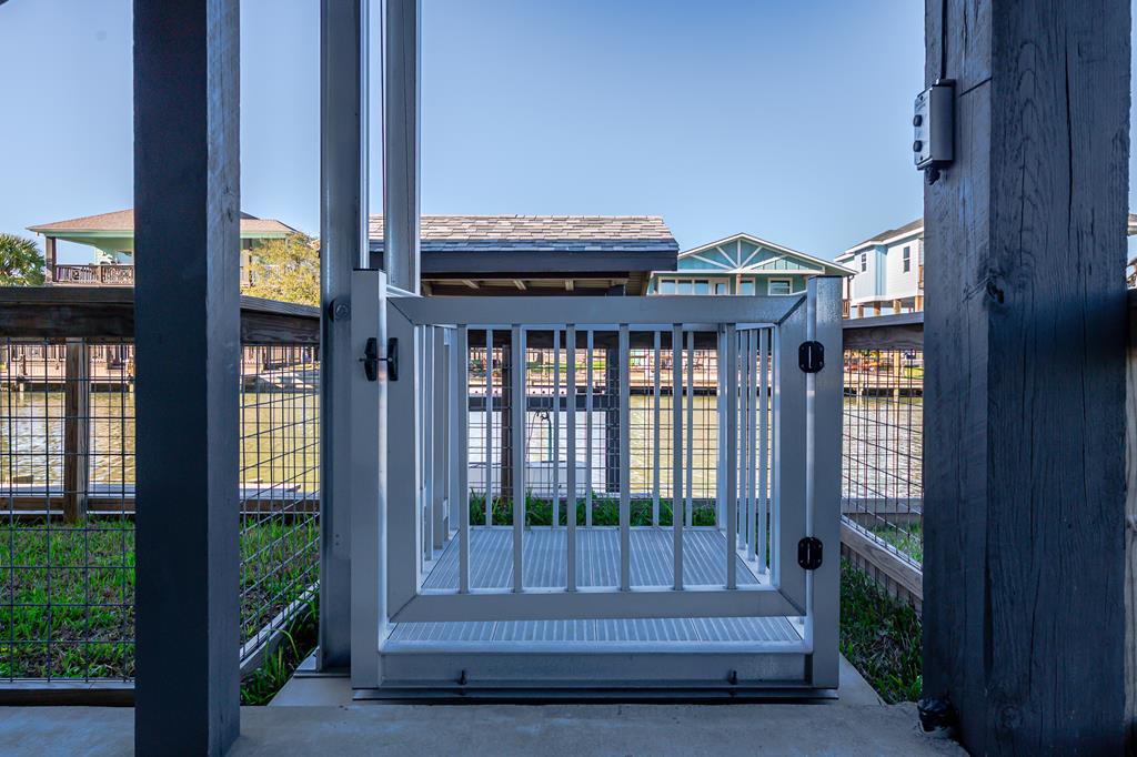 142-143 Channelview Rd