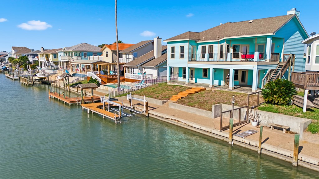 227 Windjammer