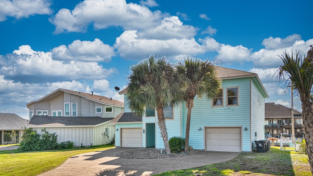 227 Windjammer