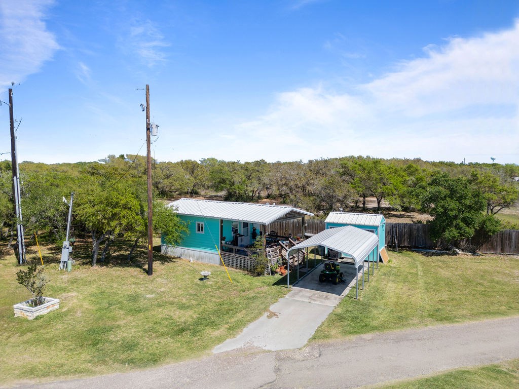 1421 W Corpus Christi St
