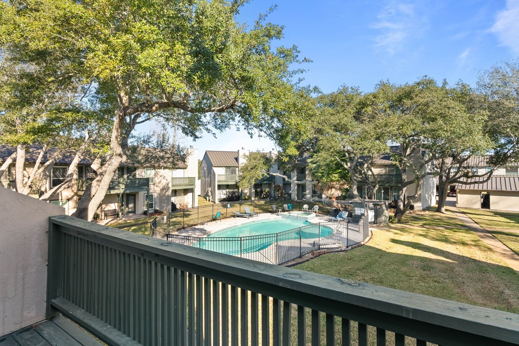 302 St Andrews Apt J -101
