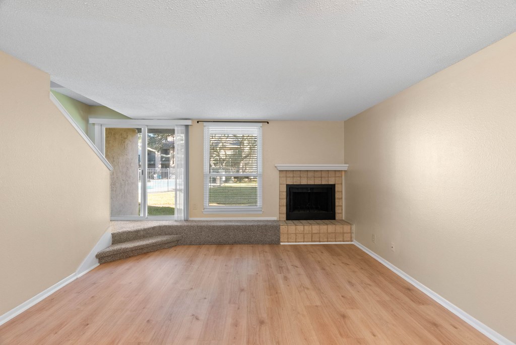 302 St Andrews Apt J -101