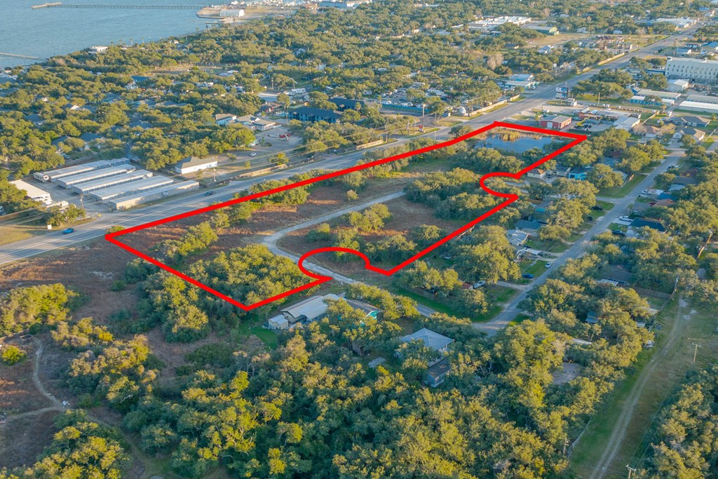 3901 Hwy 35 N