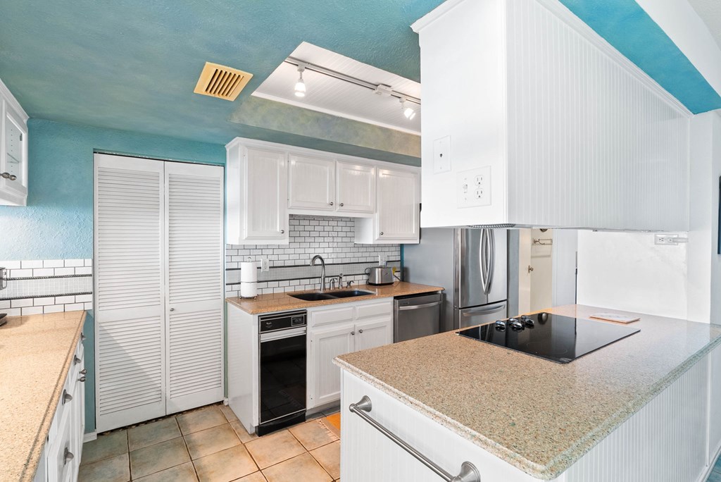 720 Access Road 1-A Unit 611 # 611