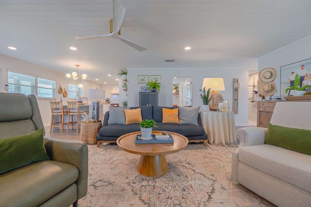 101 Quail Dr