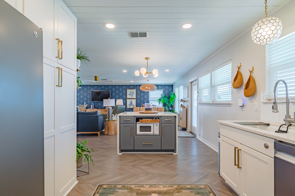 101 Quail Dr