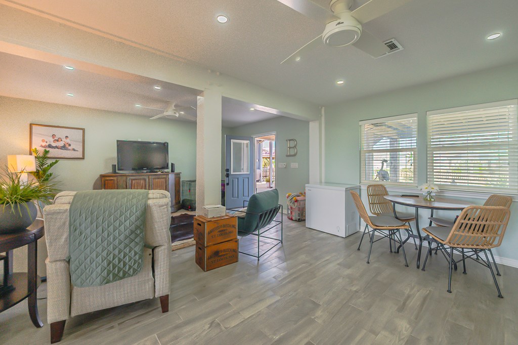 101 Quail Dr