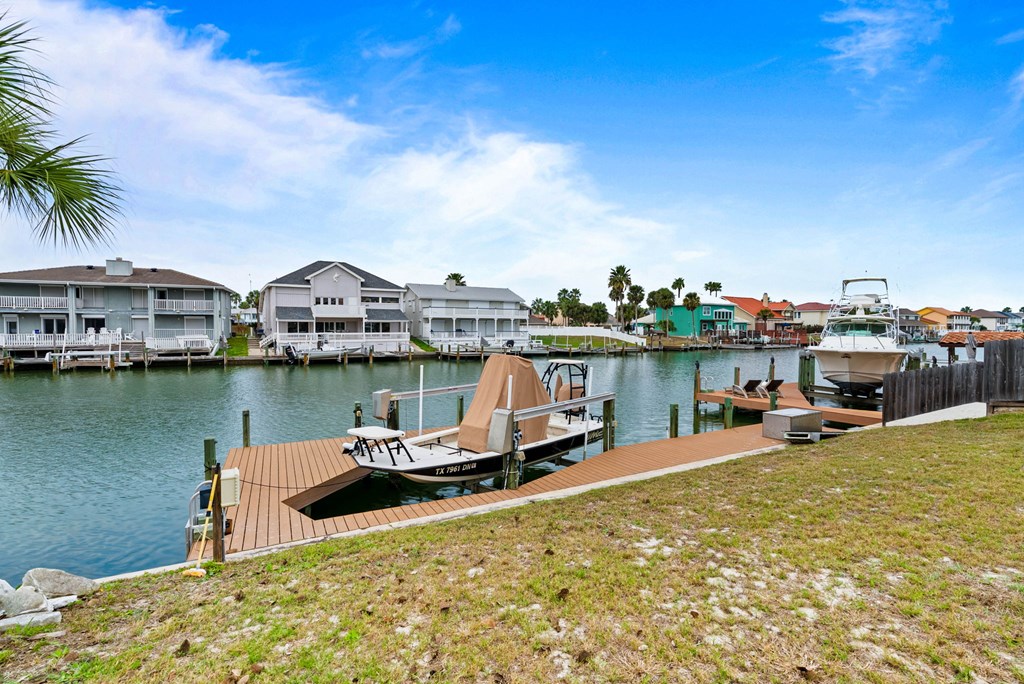 389 Marina Dr