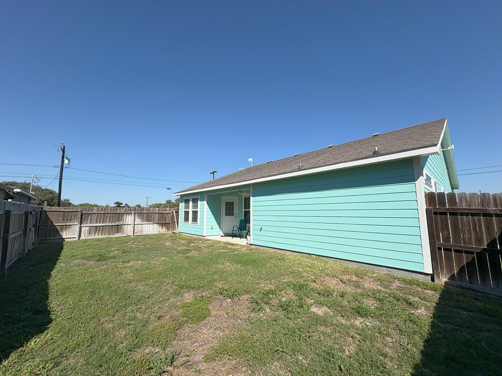 1411 E Linden St