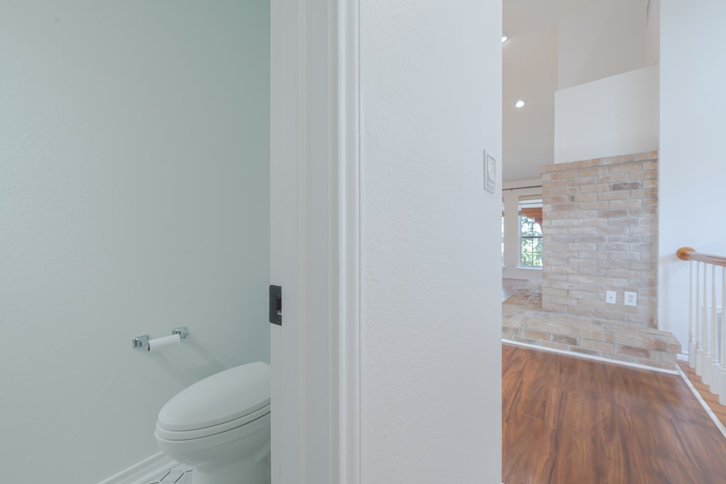210 Oak Bay # 1203