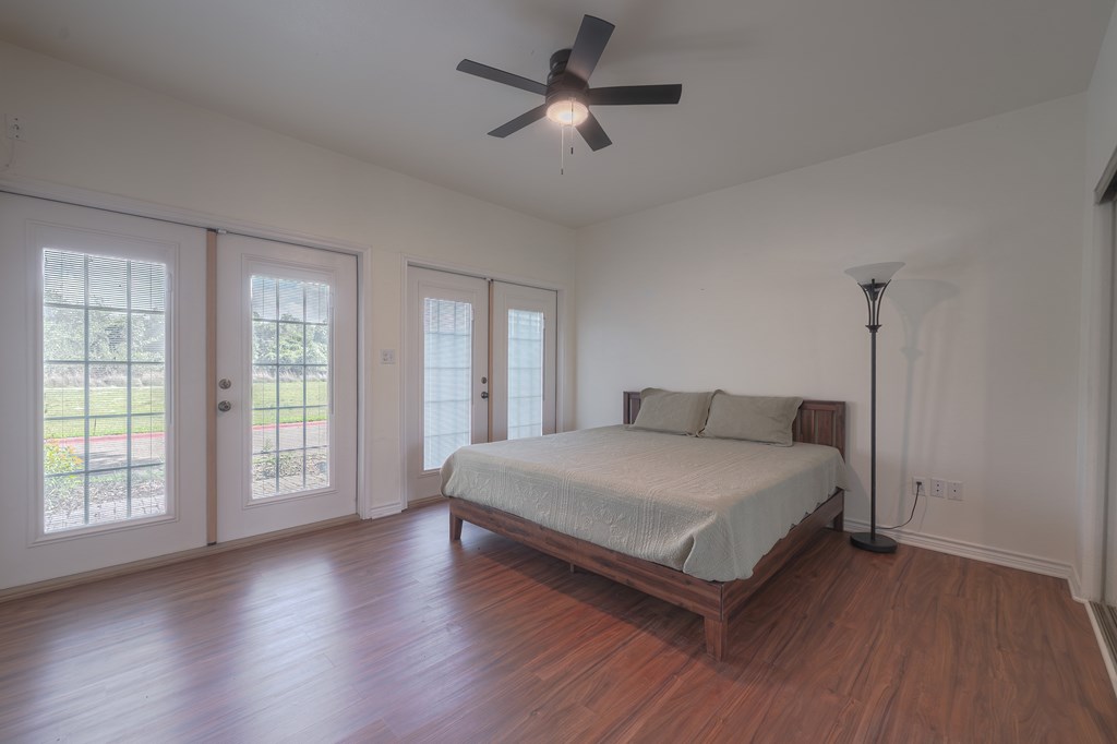210 Oak Bay # 1203