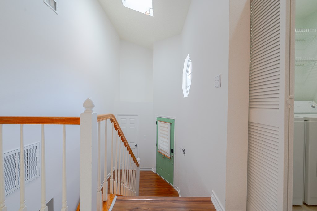 210 Oak Bay # 1203