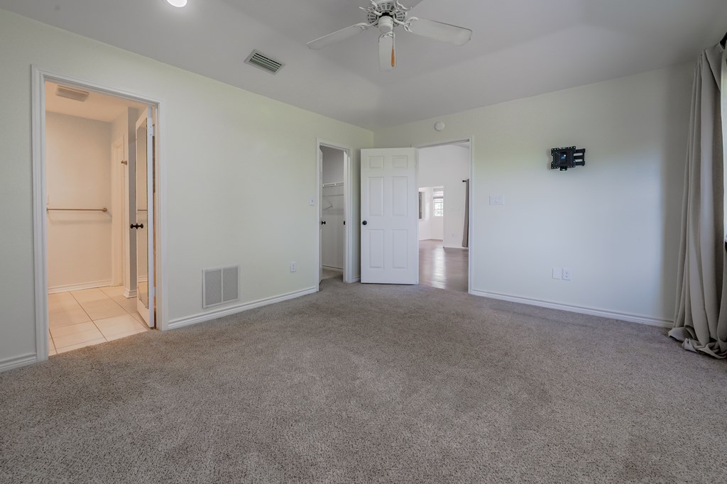 210 Oak Bay # 1203