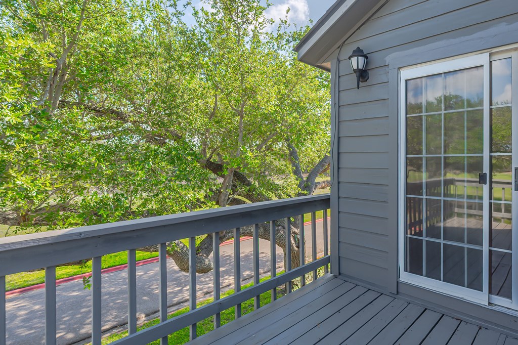 210 Oak Bay # 1203