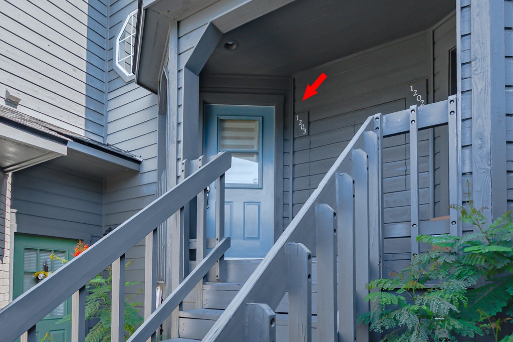 210 Oak Bay # 1203