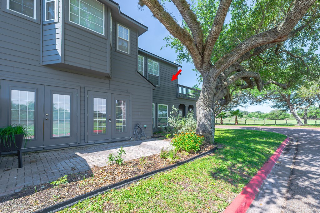 210 Oak Bay # 1203