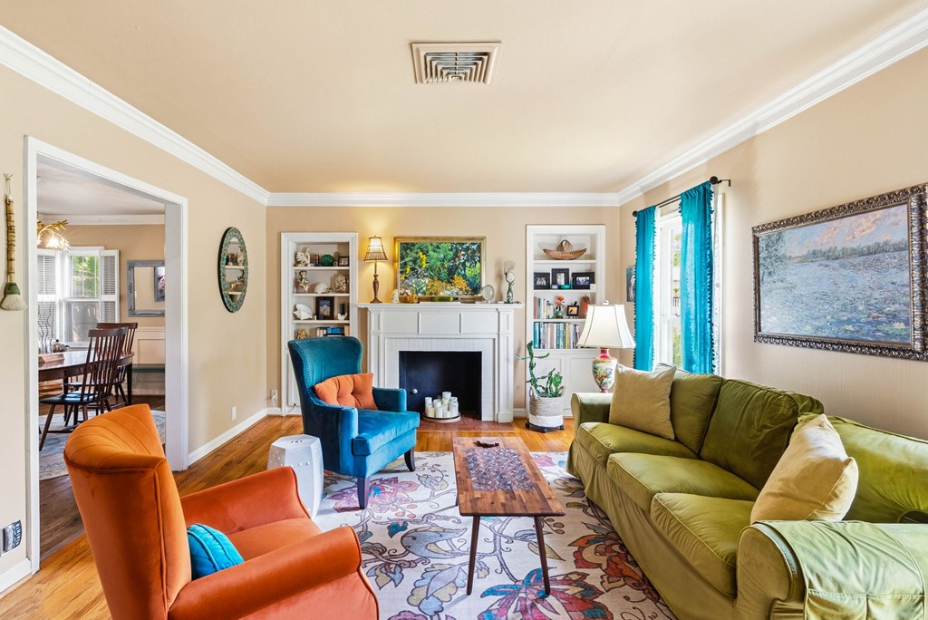 333 Camellia Dr