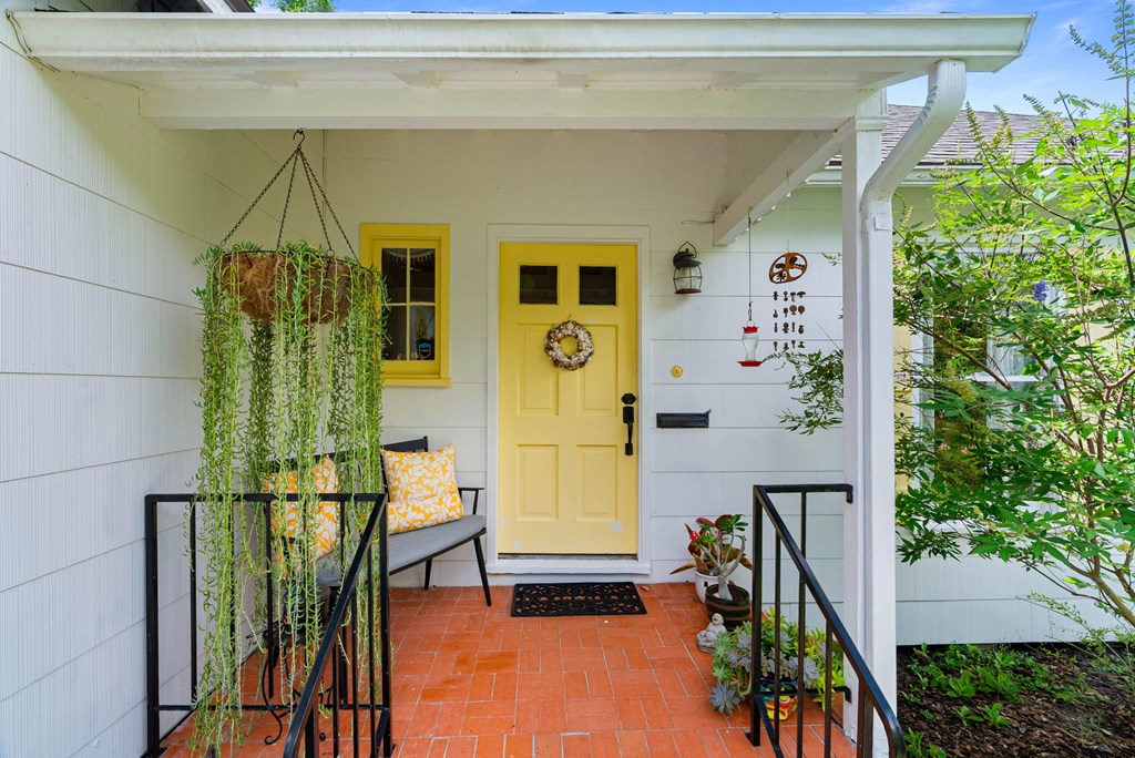 333 Camellia Dr