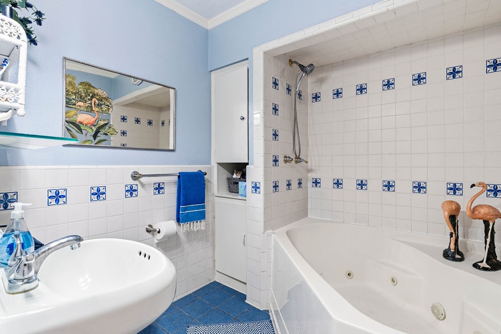 333 Camellia Dr